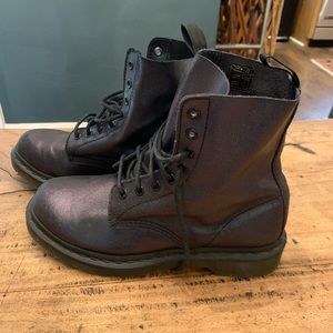 Dr. Martens Originals Holographic Silver Purple 9